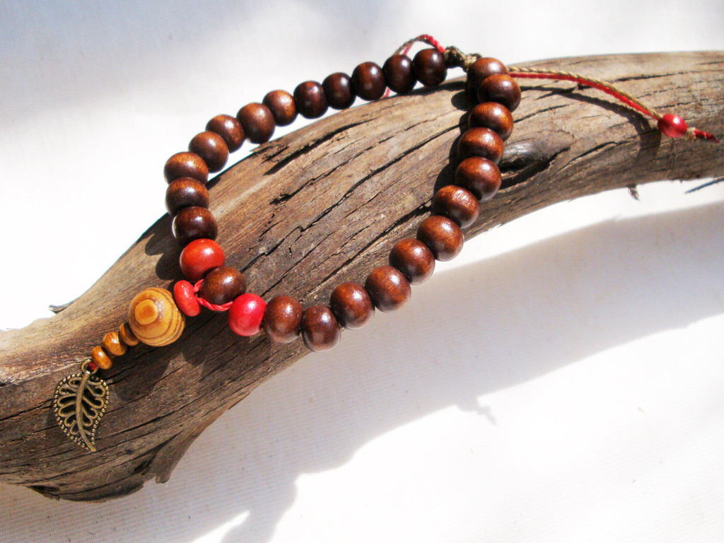 japa_mala_pulsera_espiritual_natural_madera_hoja